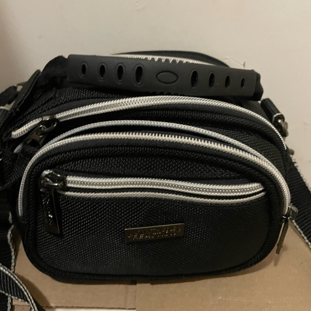 Kenneth Cole Camera Bag
